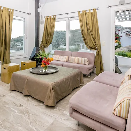Super Rockies Villa
