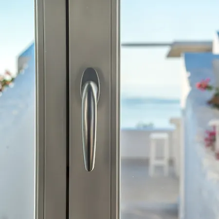 Super Rockies * Super Paradise Beach (Mykonos)