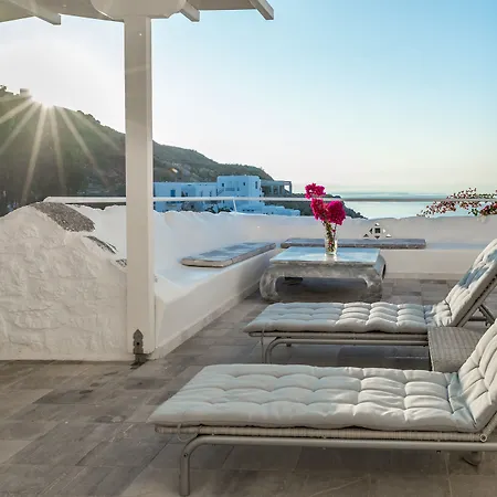 Super Rockies Villa